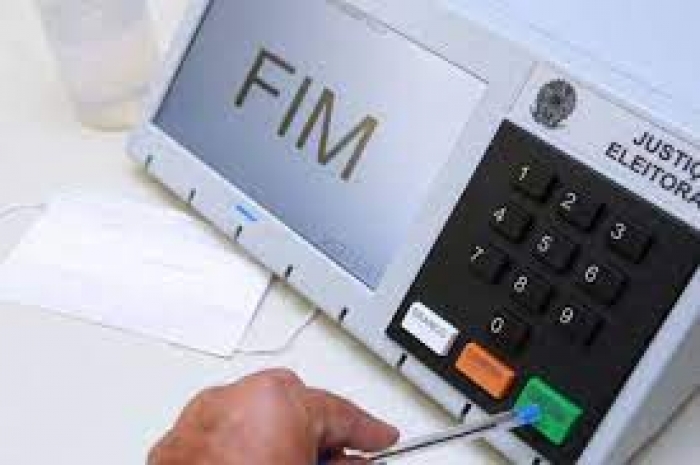 Quarentena para militares, policiais e juízes é excluída do novo Código Eleitoral