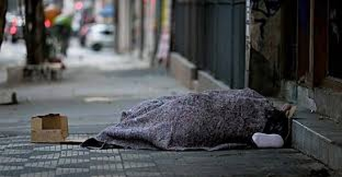 Ministro tranca inquérito e manda soltar moradora de rua que furtou alimentos avaliados em R$ 21,69