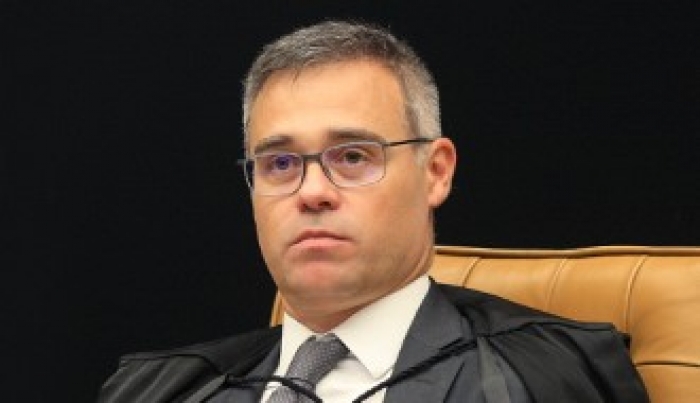 Ministro André Mendonça suspende cláusulas de convênio do Confaz sobre ICMS do diesel